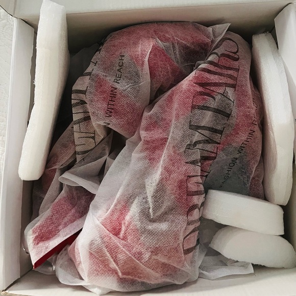 8 W DREAM PARIS CHARLOTTE RED SUEDE OPEN TOE SHOE - Picture 2 of 3